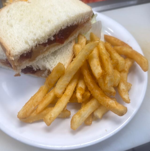Kid's Peanut Butter & Jelly.